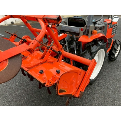 KUBOTA トラクター B92