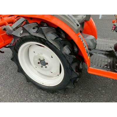 KUBOTA トラクター B92