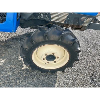 ISEKI トラクター TU217F