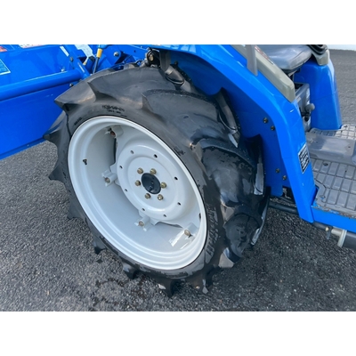 ISEKI トラクター TF243F