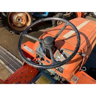 KUBOTA トラクター  B1600D