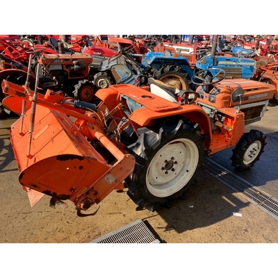 KUBOTA トラクター  B1600D