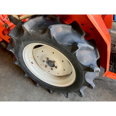 KUBOTA トラクター L1-215D