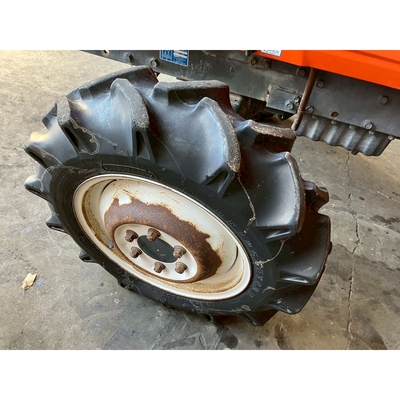 KUBOTA トラクター L1-215D