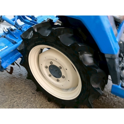 ISEKI トラクター TU175F