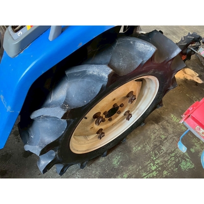 ISEKI トラクター TF23F