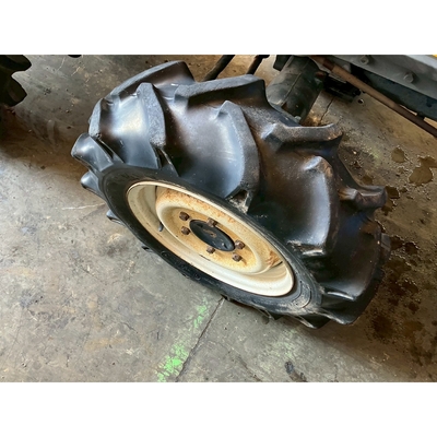 ISEKI トラクター TF23F