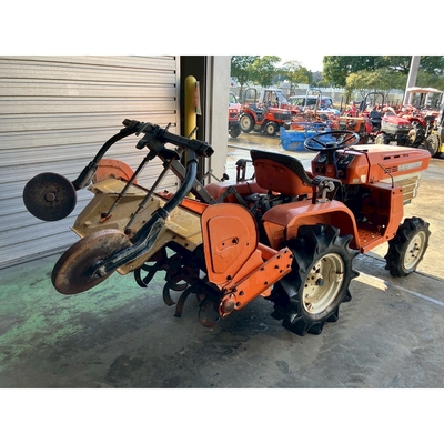 KUBOTA トラクター B1200D