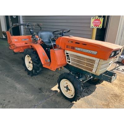 KUBOTA トラクター B1200D