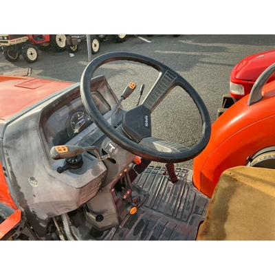 KUBOTA トラクター KL33