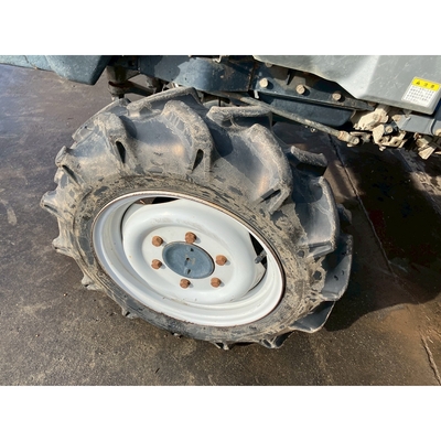 ISEKI トラクター THS22F