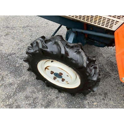 KUBOTA トラクター B1400