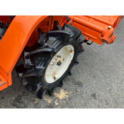 KUBOTA トラクター B1400