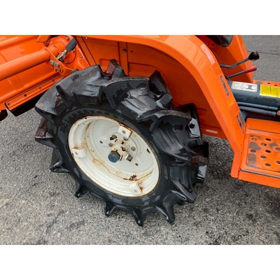 KUBOTA トラクター B1400