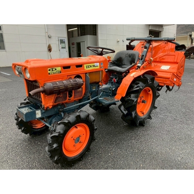 KUBOTA トラクター B7001D