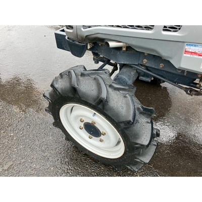 ISEKI トラクター TH22F