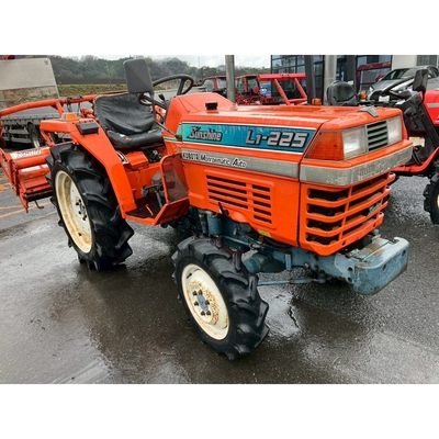 KUBOTA トラクター L1-225