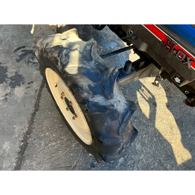 ISEKI トラクター TA267F