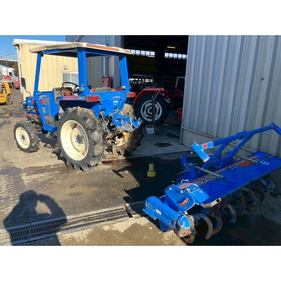 ISEKI トラクター TA267F