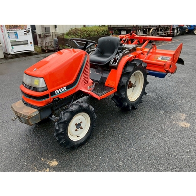 KUBOTA トラクター B52