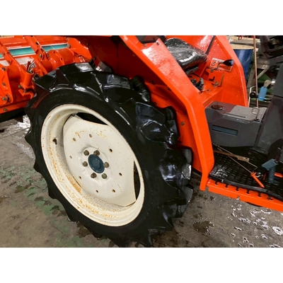 KUBOTA トラクター L1-185D
