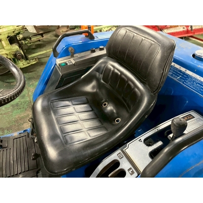 ISEKI トラクター TU237F