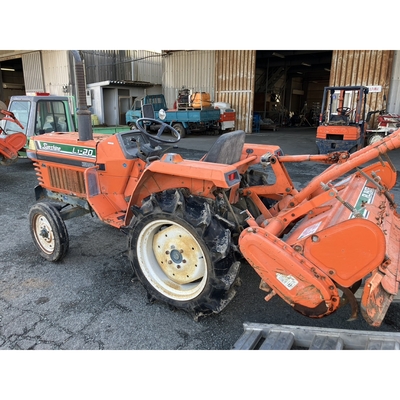 KUBOTA トラクター L1-20S