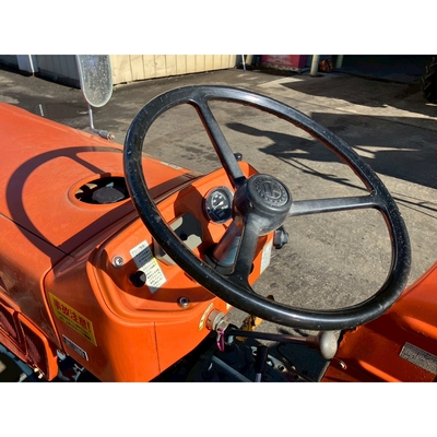 KUBOTA トラクター L2201