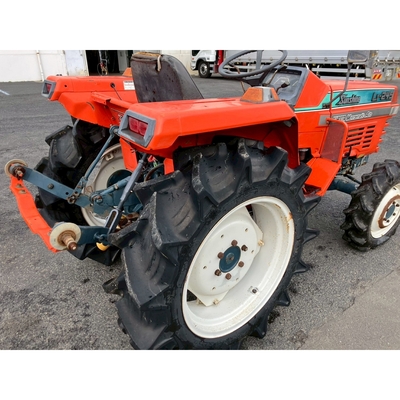 KUBOTA トラクター L1-245