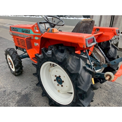 KUBOTA トラクター L1-245