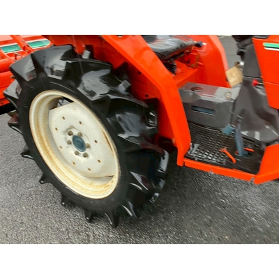 KUBOTA トラクター L1-225