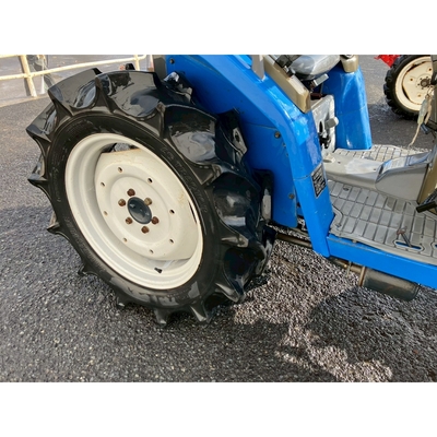 ISEKI トラクター TF223F