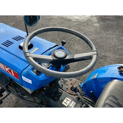 ISEKI トラクター TX145F
