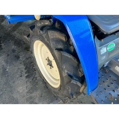 ISEKI トラクター TM15F