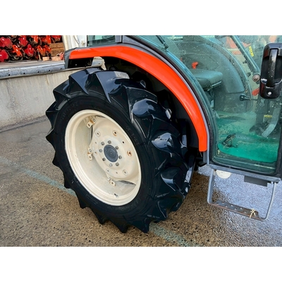 KUBOTA トラクター 