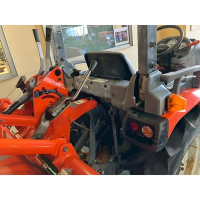 KUBOTA トラクター KB18