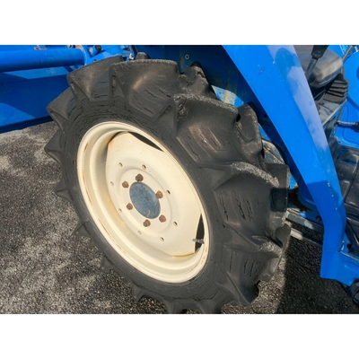 ISEKI トラクター TA235F