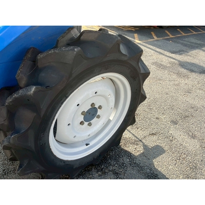 ISEKI トラクター TF223F