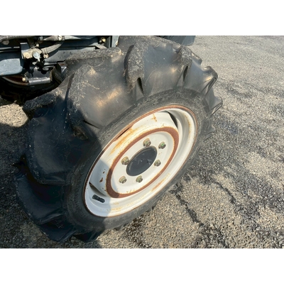 ISEKI トラクター TF223F