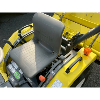 ISEKI トラクター TC13