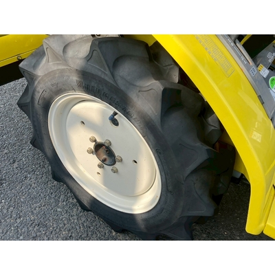 ISEKI トラクター TC13