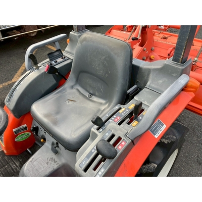 HITACHI トラクター CX180D