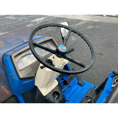 ISEKI トラクター TU180