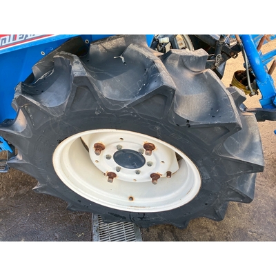 ISEKI トラクター TA287F