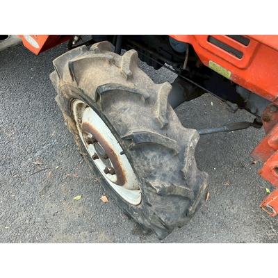 KUBOTA トラクター L1-295