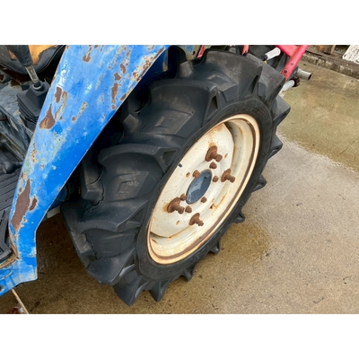 ISEKI トラクター TA210F