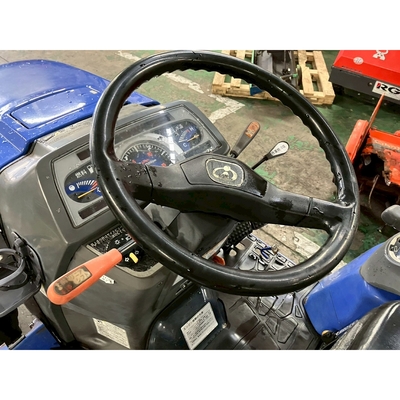 ISEKI トラクター TH205