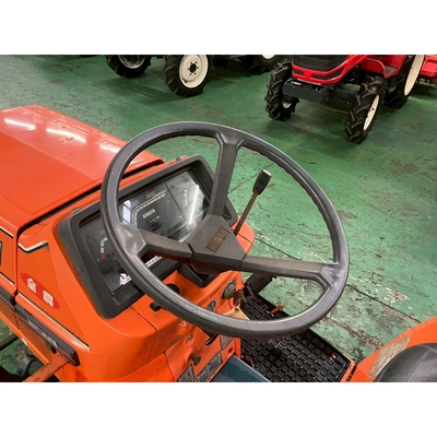 KUBOTA トラクター B1-17