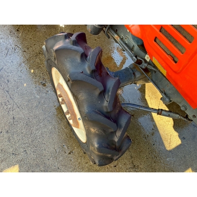 KUBOTA トラクター L1-215D