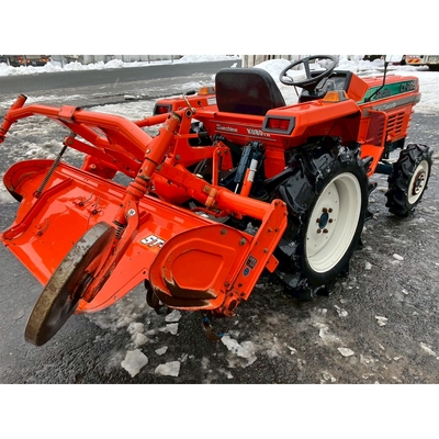 KUBOTA トラクター L1-205D
